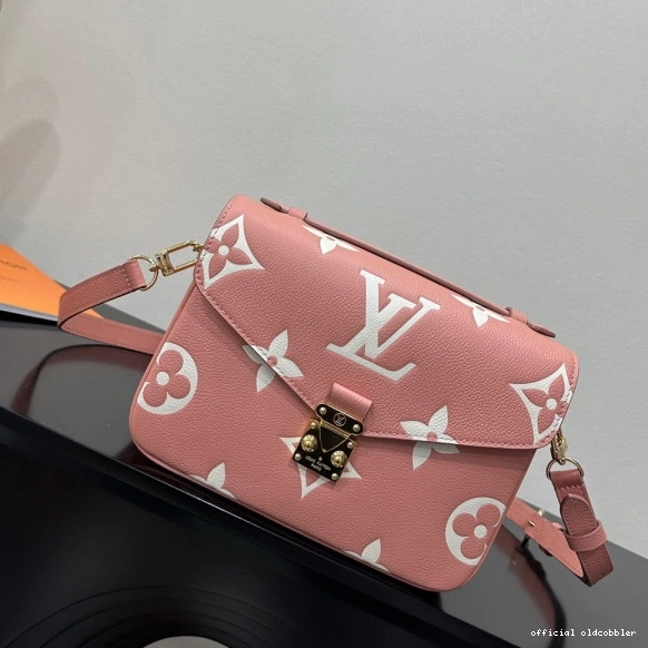 Official oldcobbler VUITTON LOUIS POCHETTE MÉTIS 0719